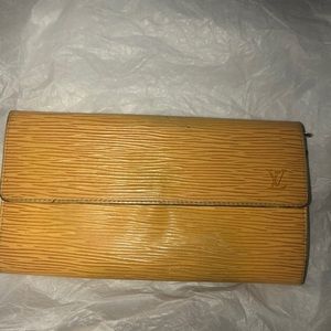 LV wallet